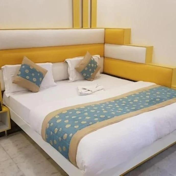 Family Leo Hotel *